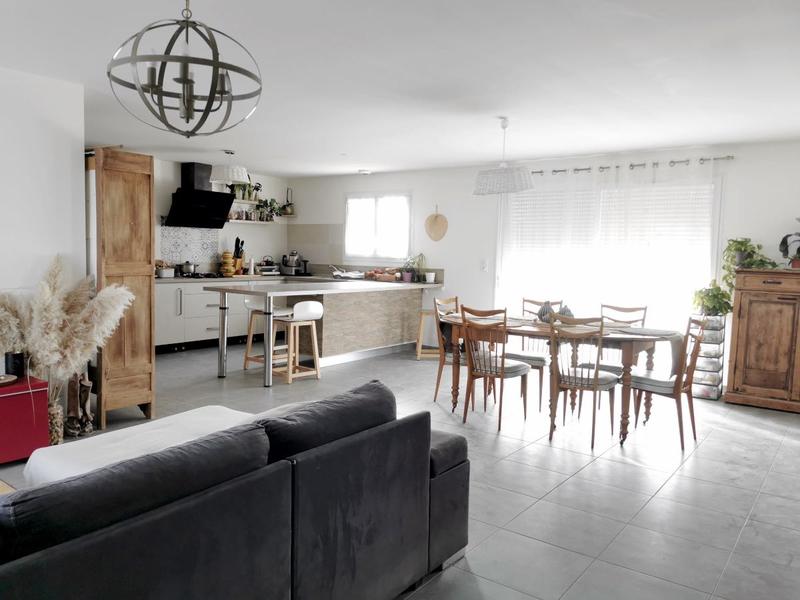 Maison contemporaine - 135 m² - 6 pièces