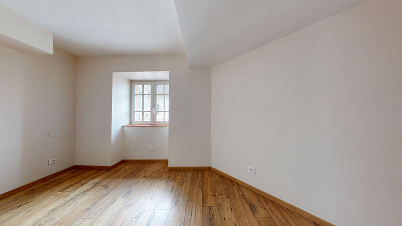 Maison - 85 m² - 3 pièces