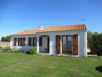 Maison traditionnelle - 85 m² - 5 pièces