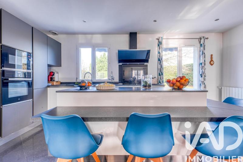 Maison - 136 m² - 6 pièces