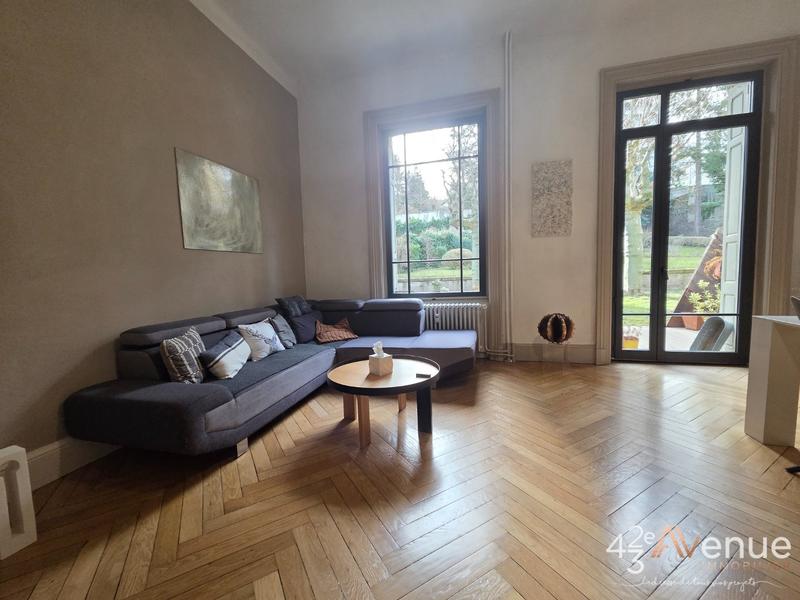Appartement - 128 m² - 5 pièces