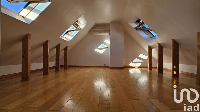 Maison - 107 m² - 6 pièces