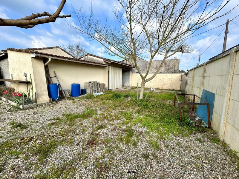 Maison - 187 m² - 9 pièces