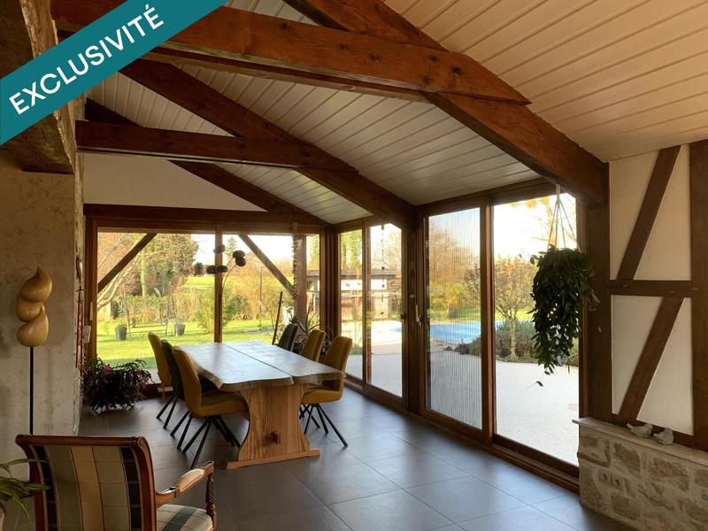 Maison - 289 m² - 9 pièces