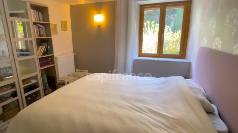 Maison de village - 368 m² - 8 pièces