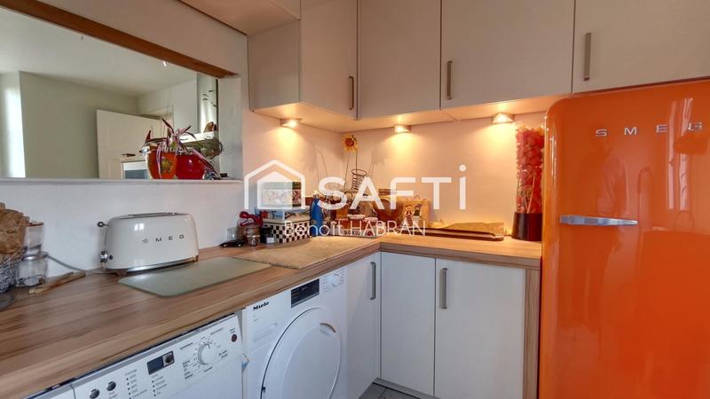 Maison - 235 m² - 8 pièces