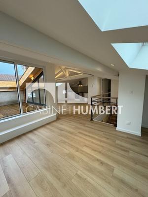 Appartement - 115 m² - 5 pièces