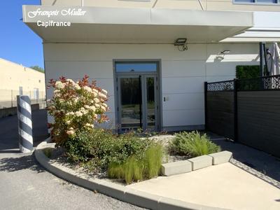 Local d'activité / Entrepôt - 360 m² - 6 pièces