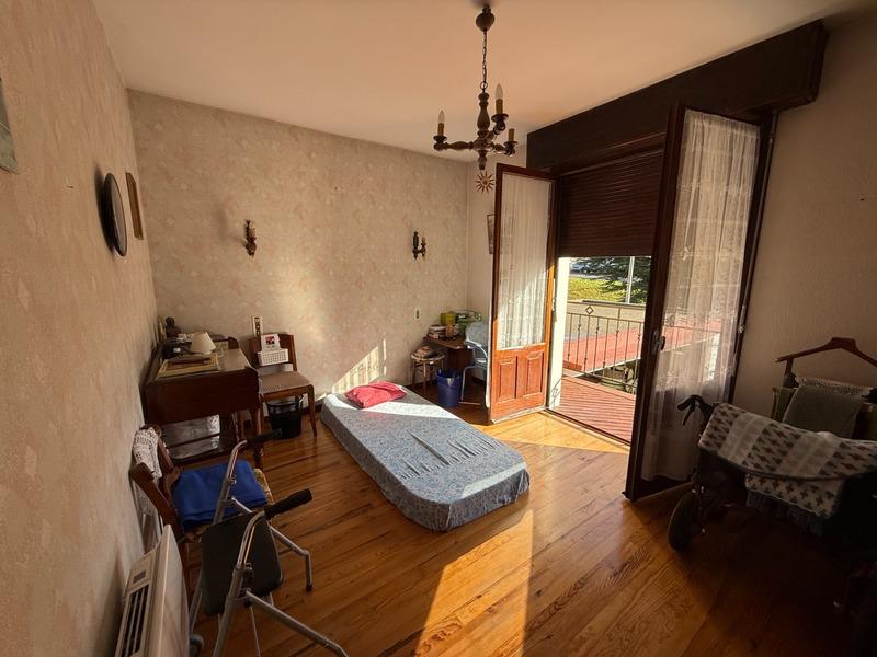 Maison - 158 m² - 12 pièces