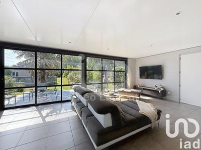 Maison - 172 m² - 8 pièces