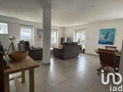 Maison - 111 m² - 5 pièces