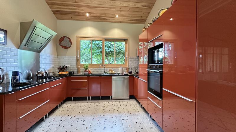 Maison de bois - 165 m² - 4 pièces