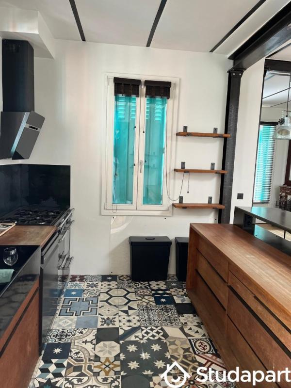 Chambre - 12 m² - 1 pièce