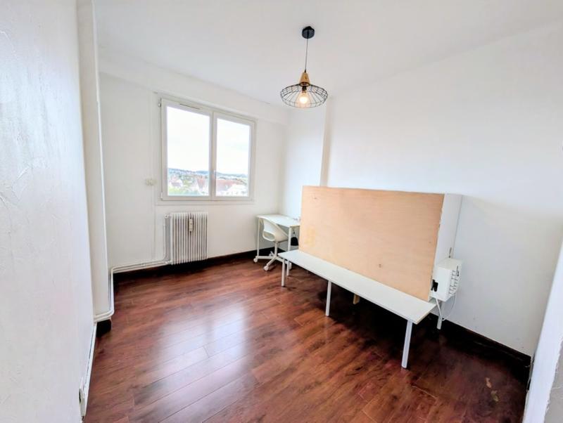 Appartement - 75 m² - 4 pièces