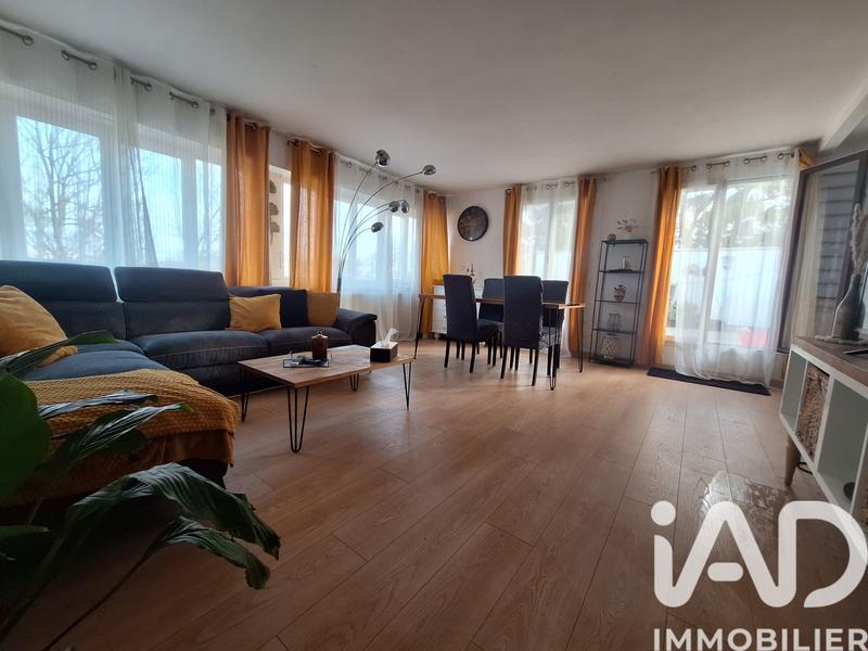 Appartement - 93 m² - 4 pièces