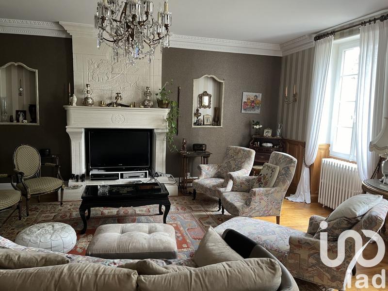 Maison - 292 m² - 10 pièces