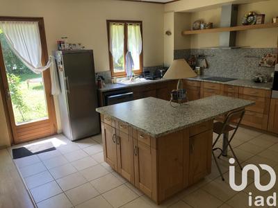 Maison de village - 298 m² - 9 pièces