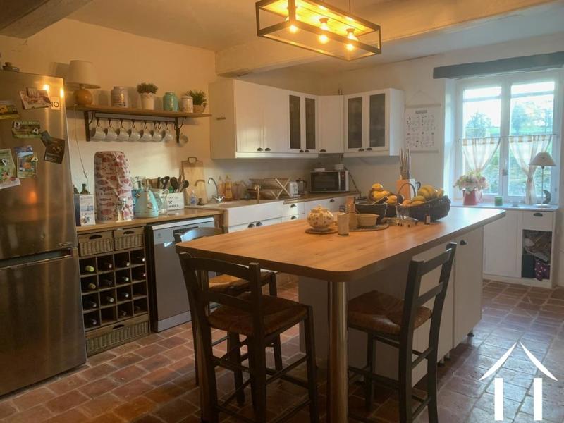 Maison - 223 m² - 6 pièces