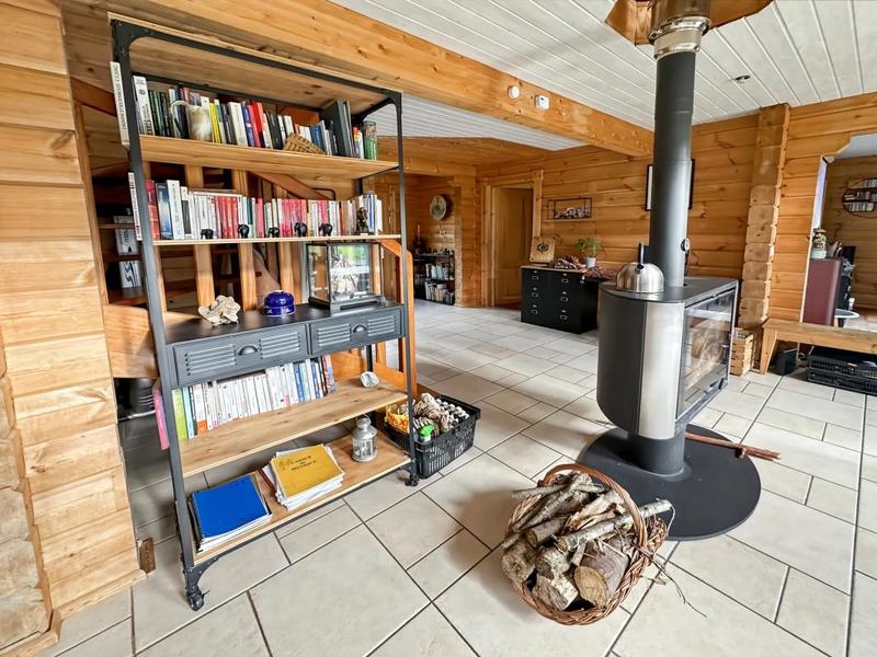 Demeure - 162 m² - 6 pièces