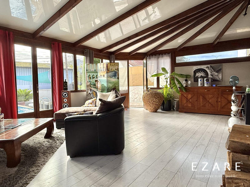 Maison - 97 m² - 4 pièces