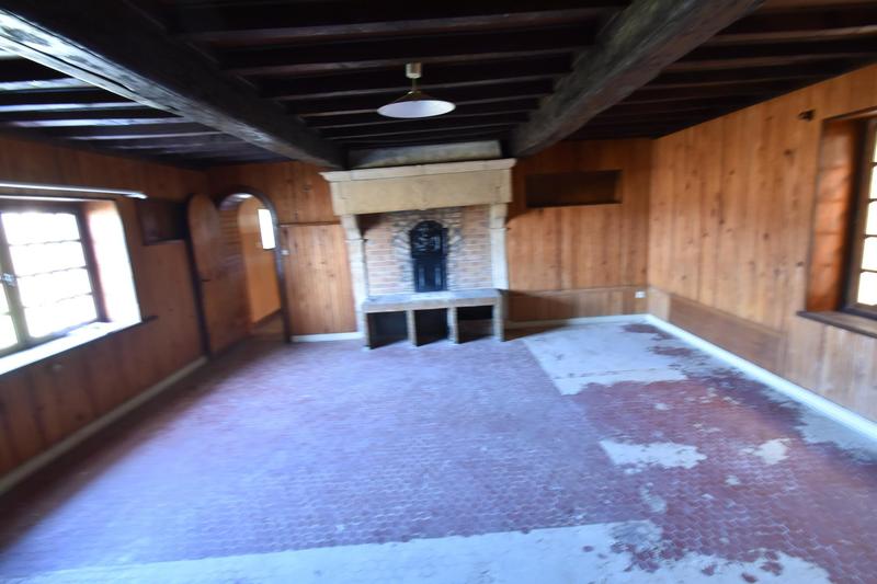 Maison - 236 m² - 23 pièces