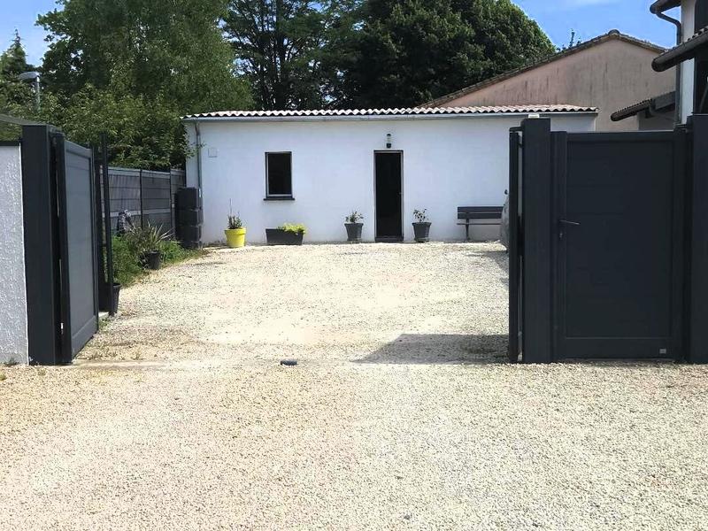 Maison traditionnelle - 180 m² - 8 pièces