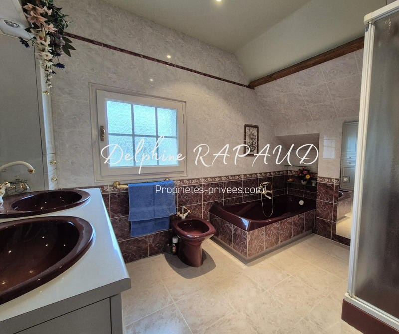 Maison - 155 m² - 6 pièces