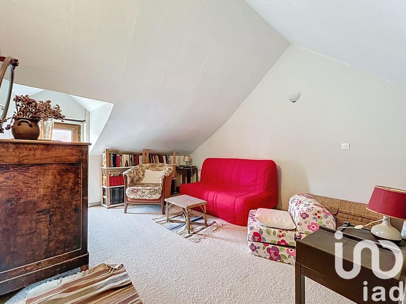 Maison - 122 m² - 8 pièces