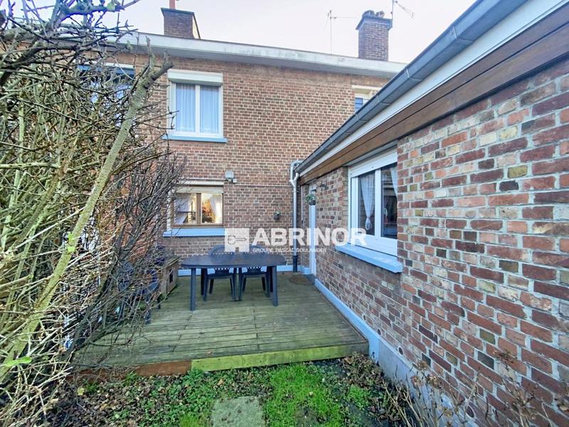 Maison - 85 m² - 5 pièces