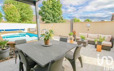 Maison - 140 m² - 6 pièces