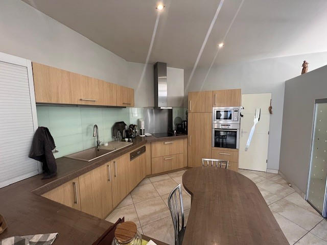 Maison - 193 m² - 7 pièces