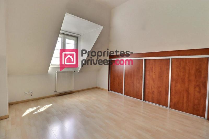 Maison - 260 m² - 7 pièces