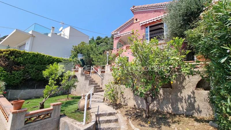 Maison - 110 m² - 3 pièces