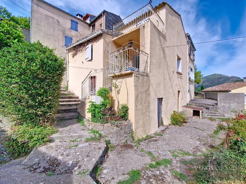 Maison de village - 93 m² - 5 pièces