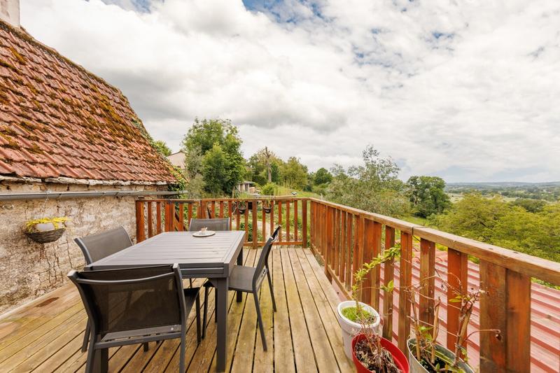 Maison - 249 m² - 10 pièces