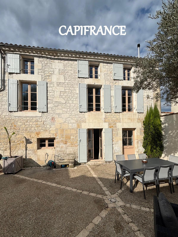 Maison de village - 120 m² - 6 pièces
