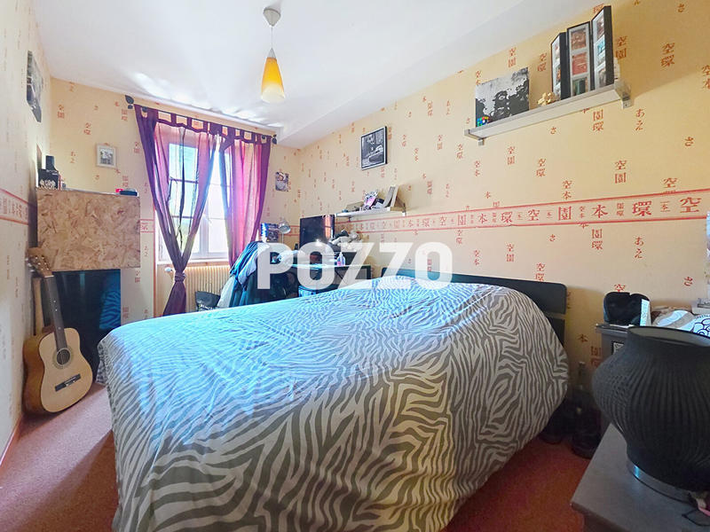 Maison - 97 m² - 5 pièces