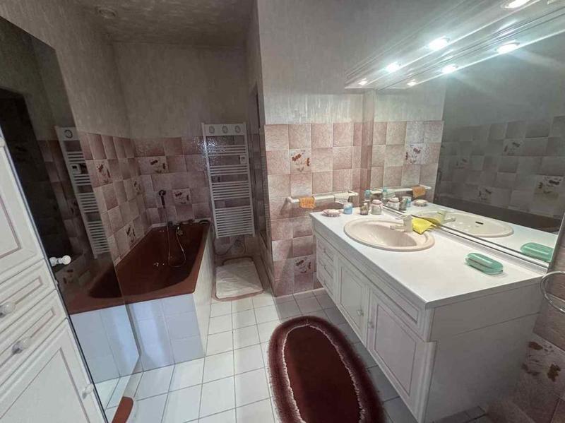 Maison - 125 m² - 6 pièces