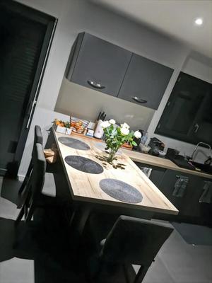 Maison - 90 m² - 4 pièces