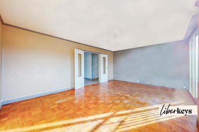 Appartement - 92 m² - 4 pièces