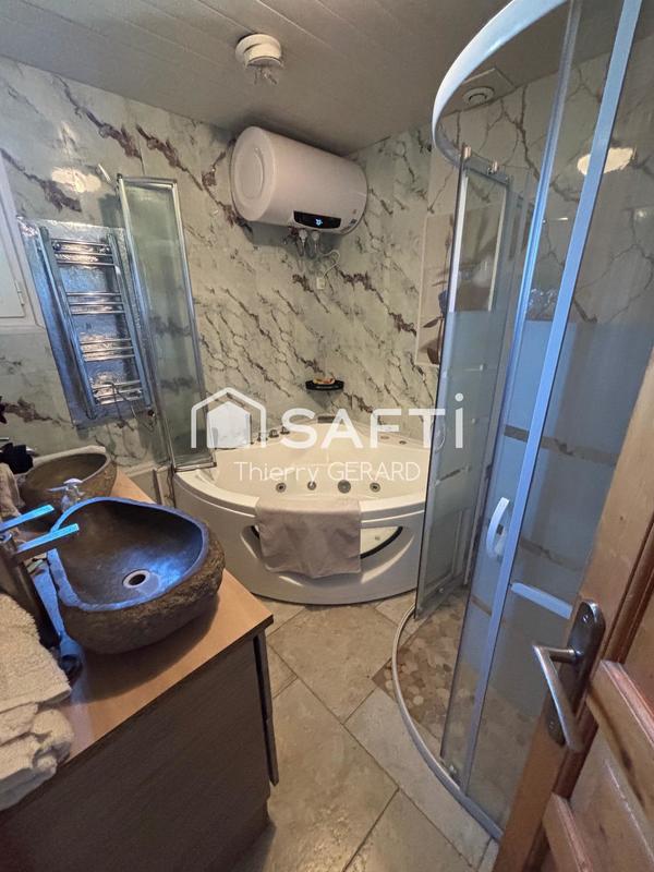 Maison - 138 m² - 4 pièces