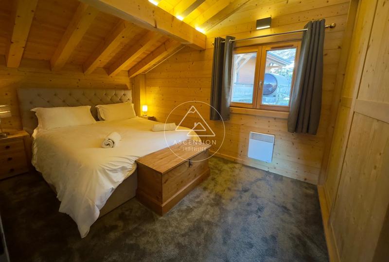 Châlet - 185 m² - 6 pièces