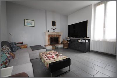 Maison - 162 m² - 7 pièces
