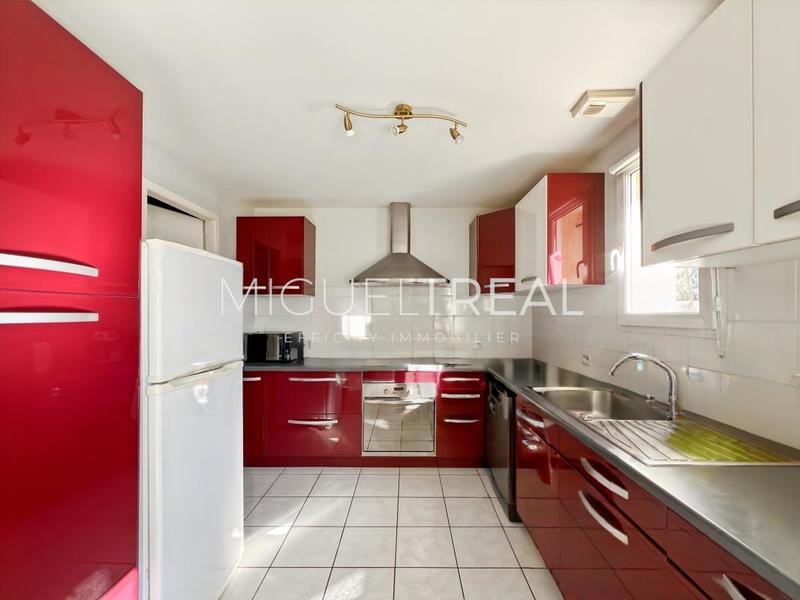 Pavillon - 95 m² - 5 pièces