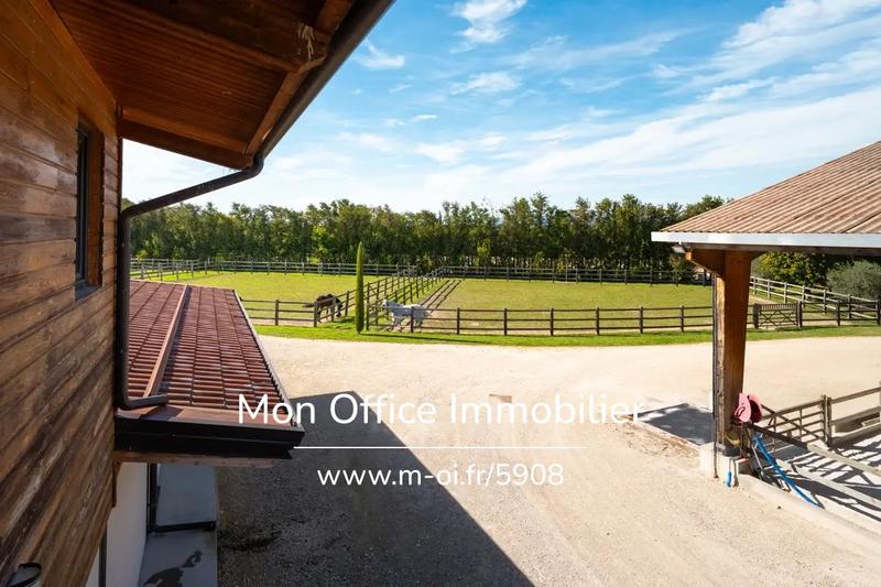 Maison - 340 m² - 7 pièces