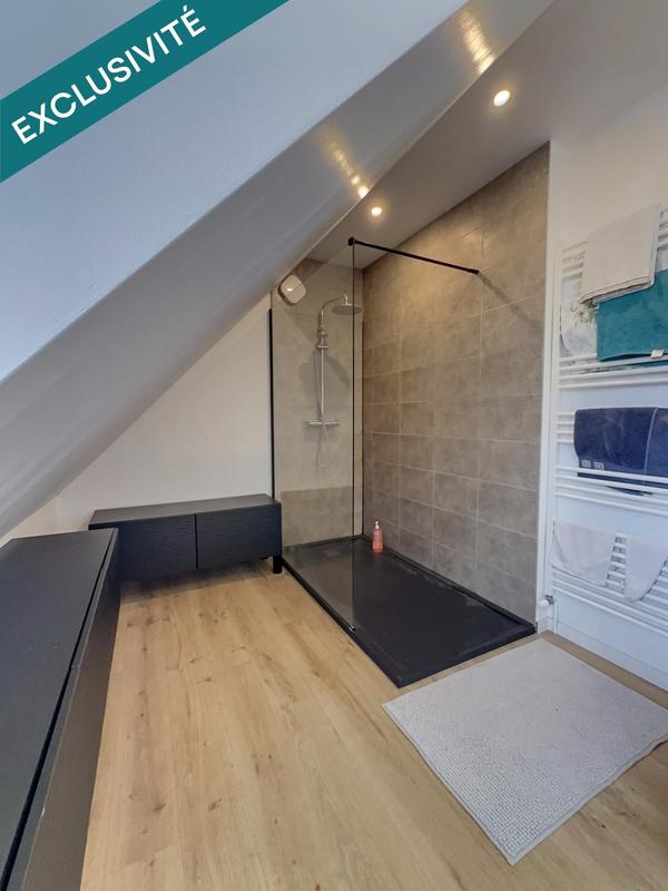 Maison - 198 m² - 7 pièces