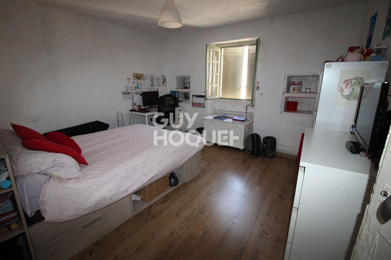 Maison - 185 m² - 6 pièces