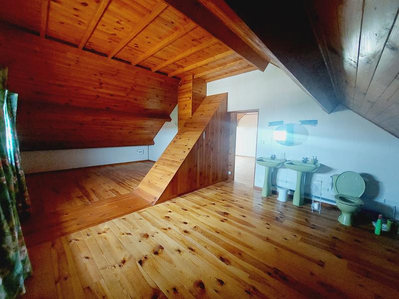 Maison - 190 m² - 7 pièces