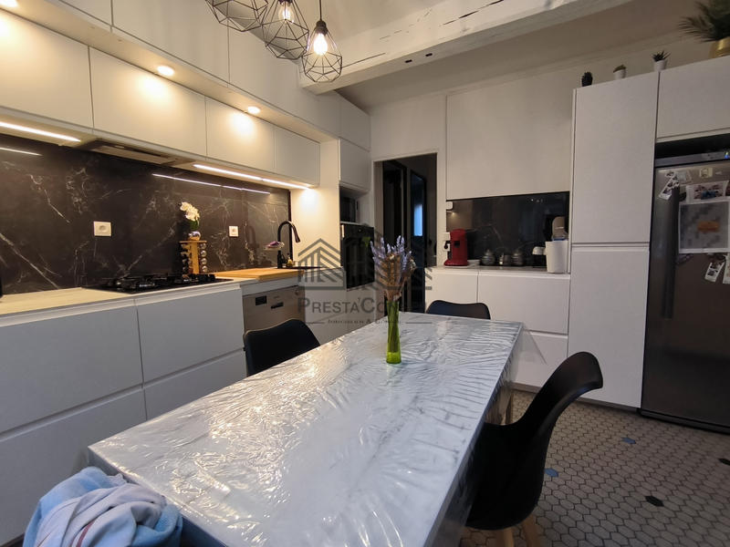 Maison - 172 m² - 6 pièces