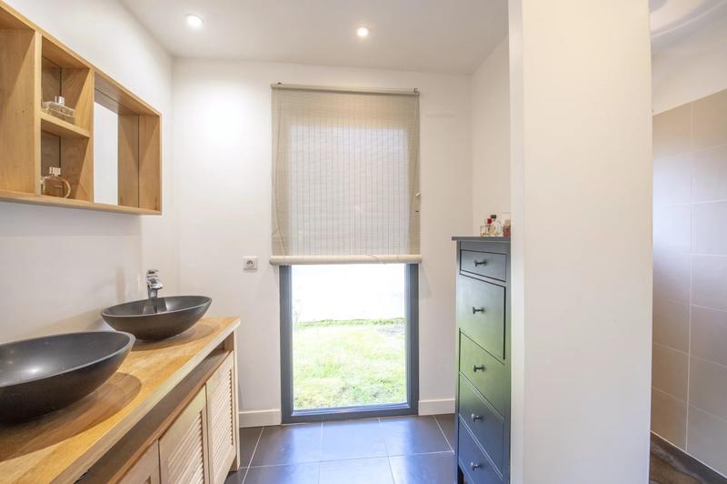 Maison - 142 m² - 6 pièces